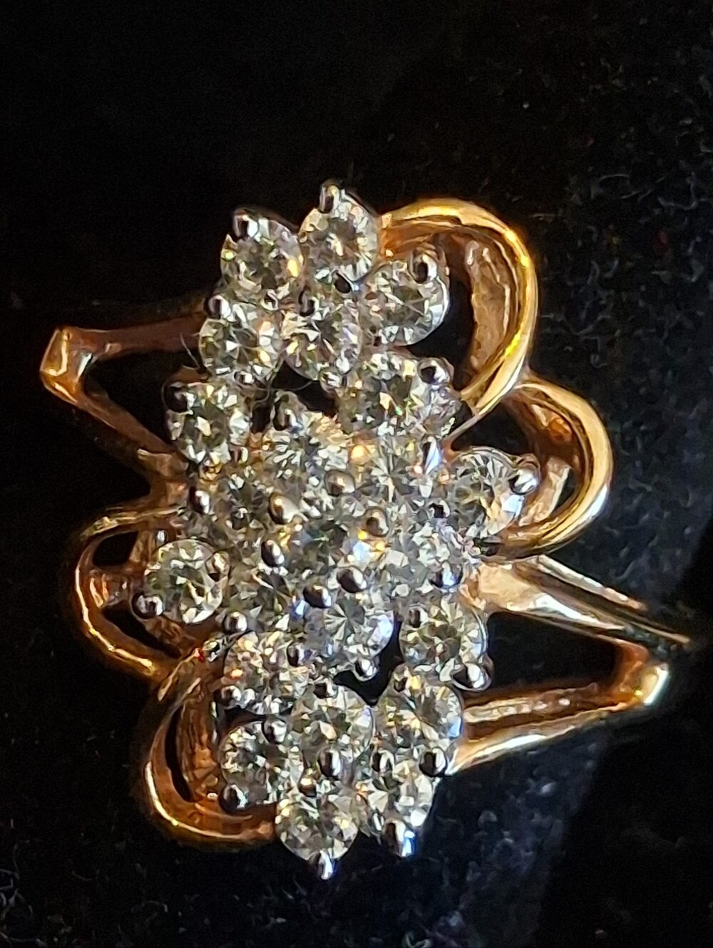 Elegant Goldtone Women's Ring With Cluster Of Faux Diamonds 10 3/4